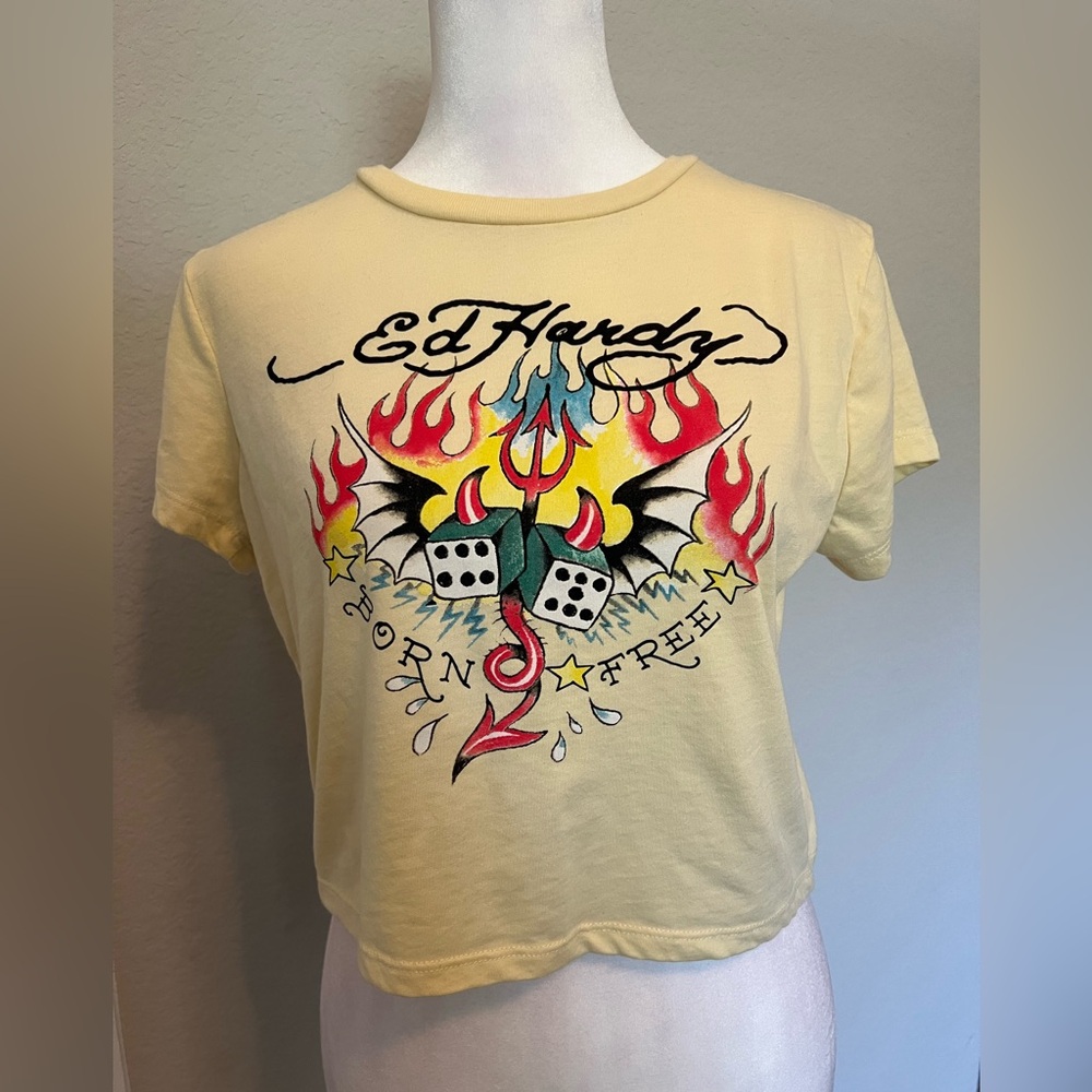 Ed Hardy Graphic Tee yellow crop top Born Free dice size Large